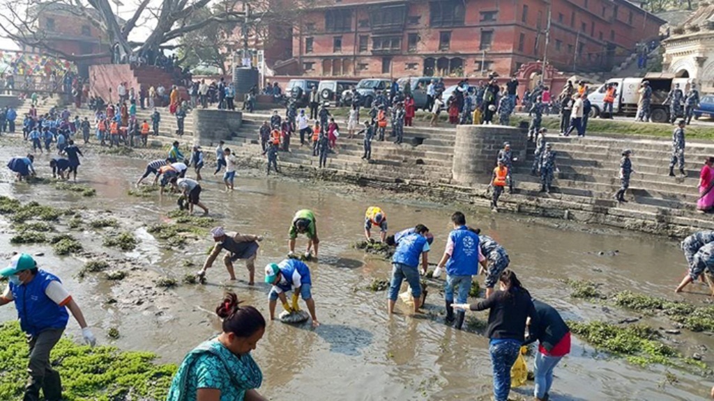 वाग्मती सफाइ महाअभियानको ८ वर्ष पूरा अझै सङ्लिएन नदीमा पानी 